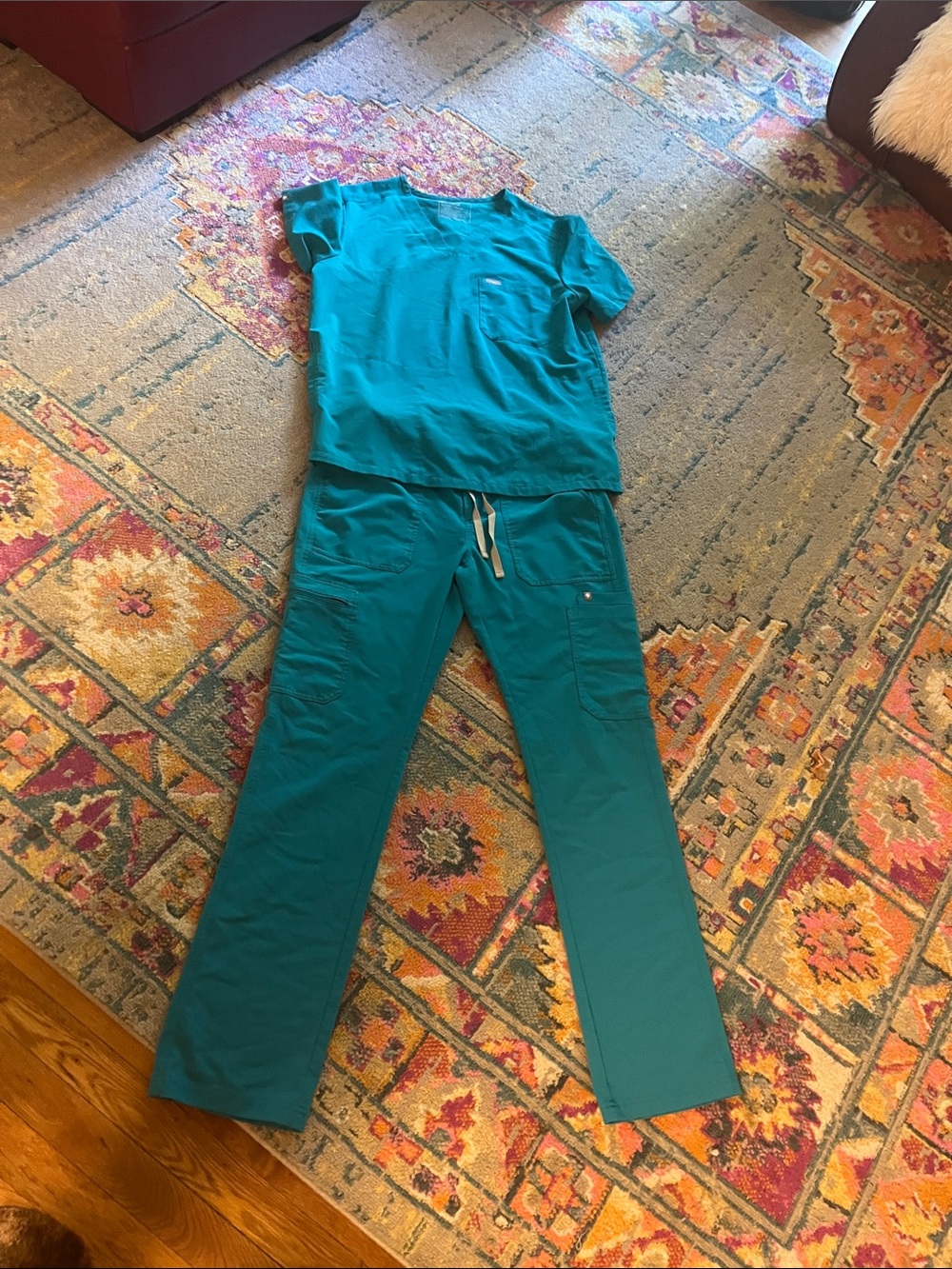 FIGS Women's Teal Straight Leg Scrub Pants and Top, top large, medium tall pants
